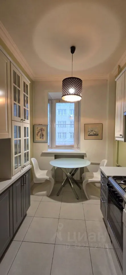 2-комн. квартира, 73 м², 2/7 этаж