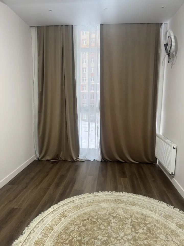 2-комн. квартира, 57 м², 3/20 этаж