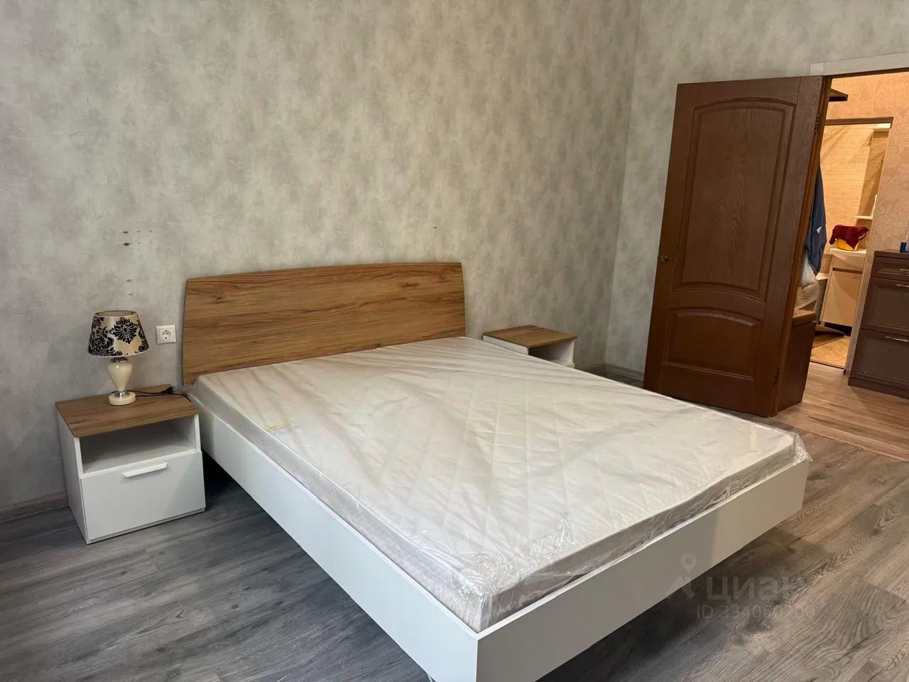 2-комн. квартира, 54 м², 1/4 этаж
