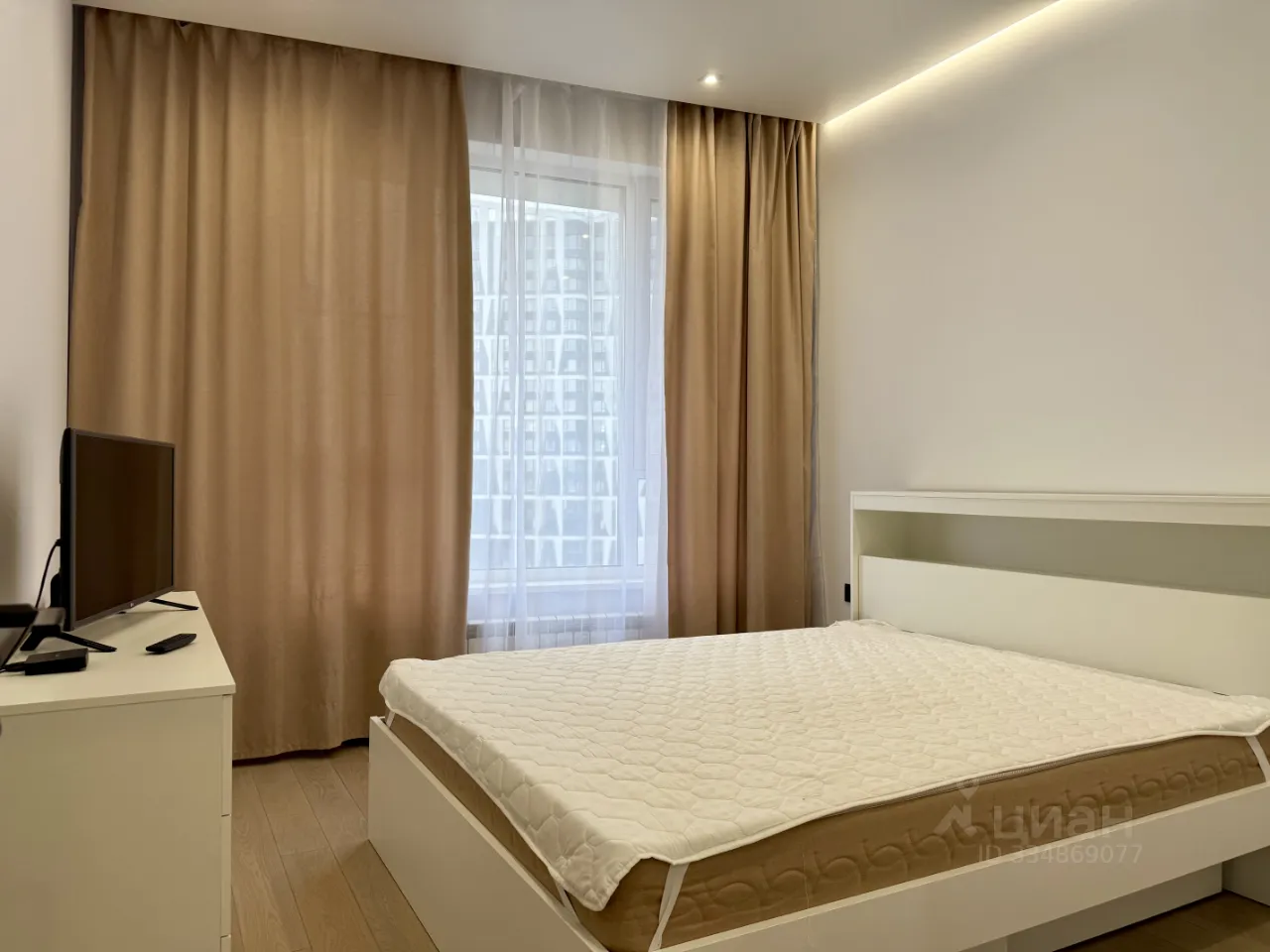 2-комн. квартира, 65 м², 10/14 этаж