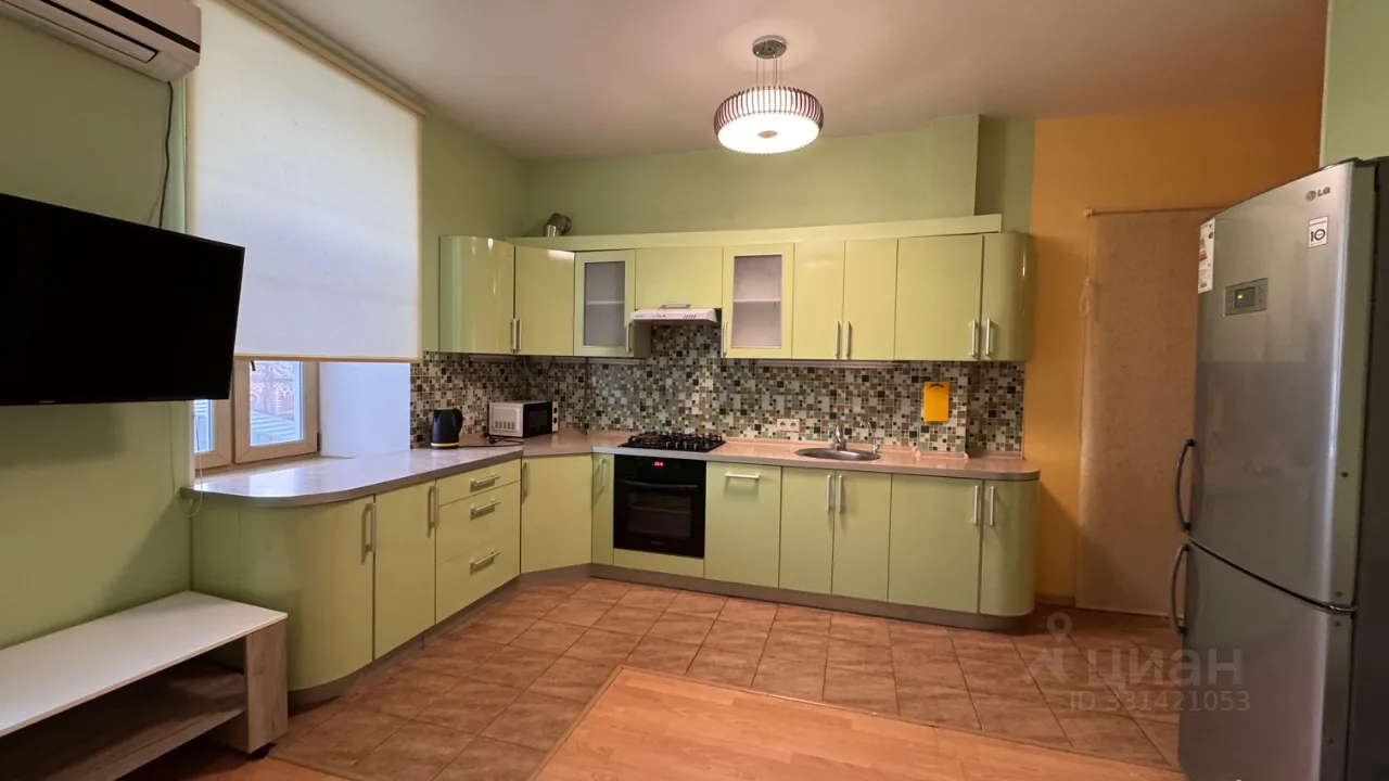 3-комн. квартира, 90 м², 5/8 этаж