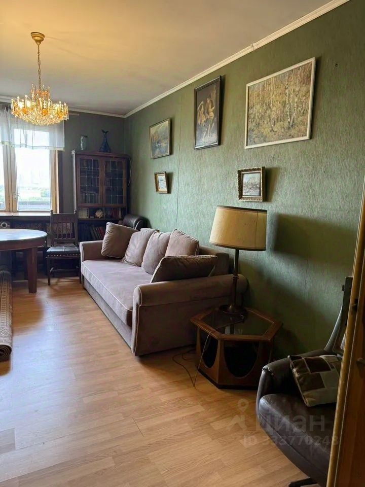 2-комн. квартира, 60 м², 7/16 этаж