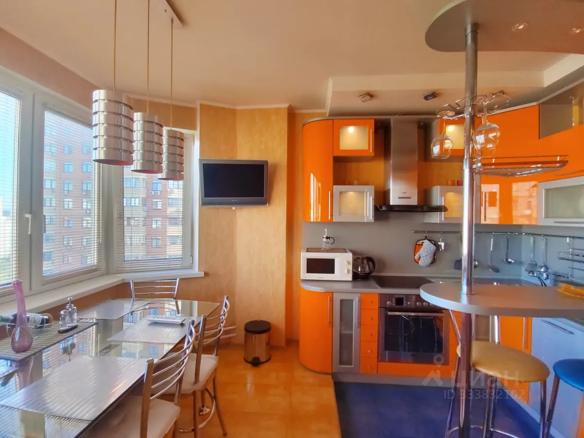 2-комн. квартира, 60 м², 16/17 этаж