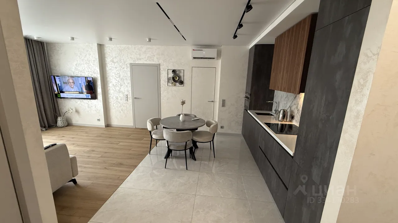 2-комн. квартира, 66 м², 13/24 этаж