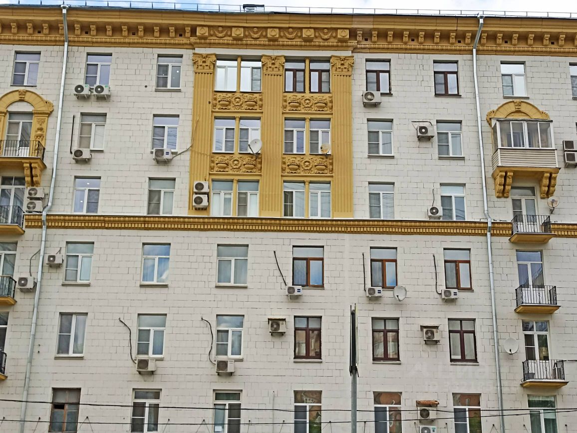 2-комн. квартира, 70 м², 3/7 этаж