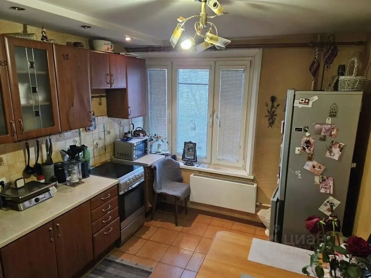 2-комн. квартира, 52 м², 2/12 этаж