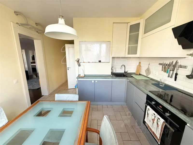 3-комн. квартира, 80 м², 9/12 этаж