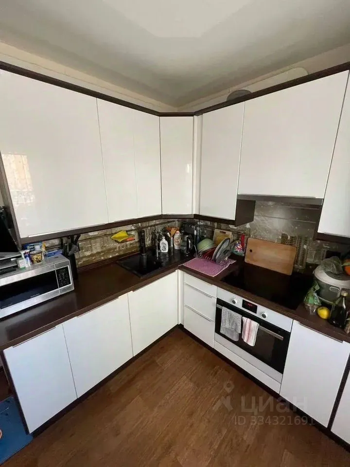 2-комн. квартира, 58 м², 4/17 этаж