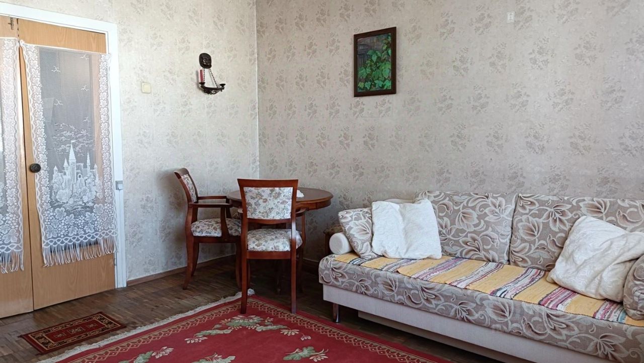 2-комн. квартира, 54 м², 11/12 этаж