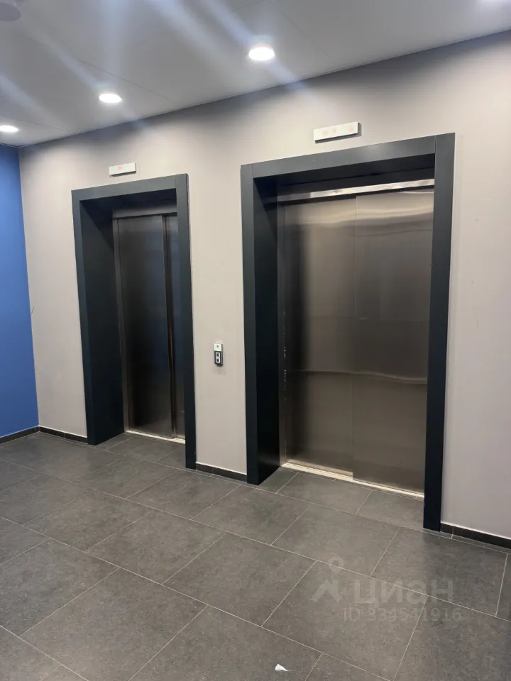2-комн. квартира, 42 м², 27/43 этаж