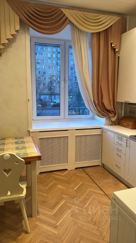 2-комн. квартира, 54,1 м², 2/10 этаж