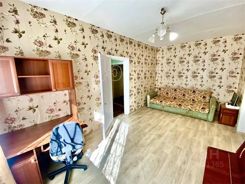 2-комн. квартира, 50 м², 1/5 этаж