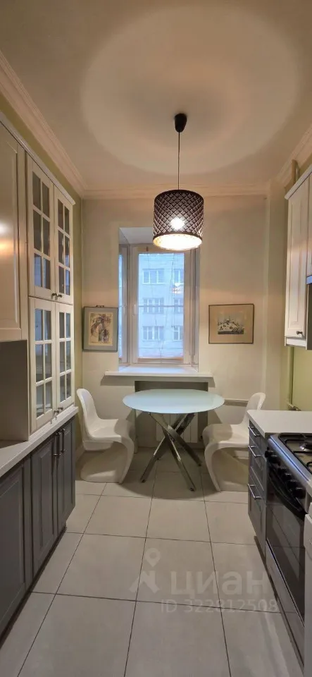 2-комн. квартира, 73 м², 2/7 этаж