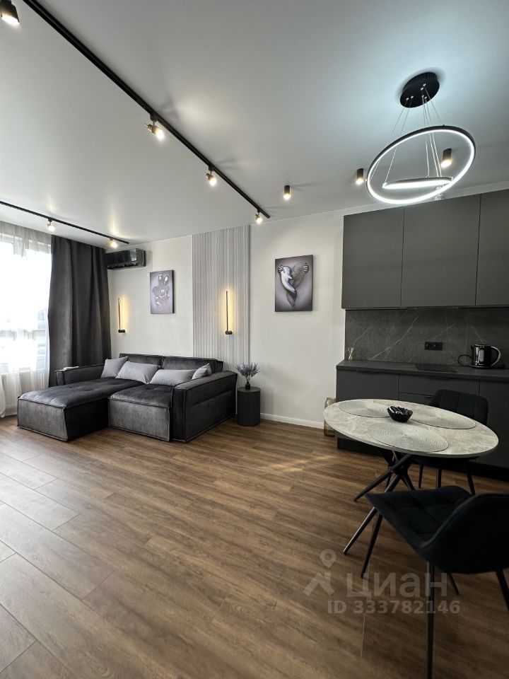 2-комн. квартира, 47 м², 2/12 этаж