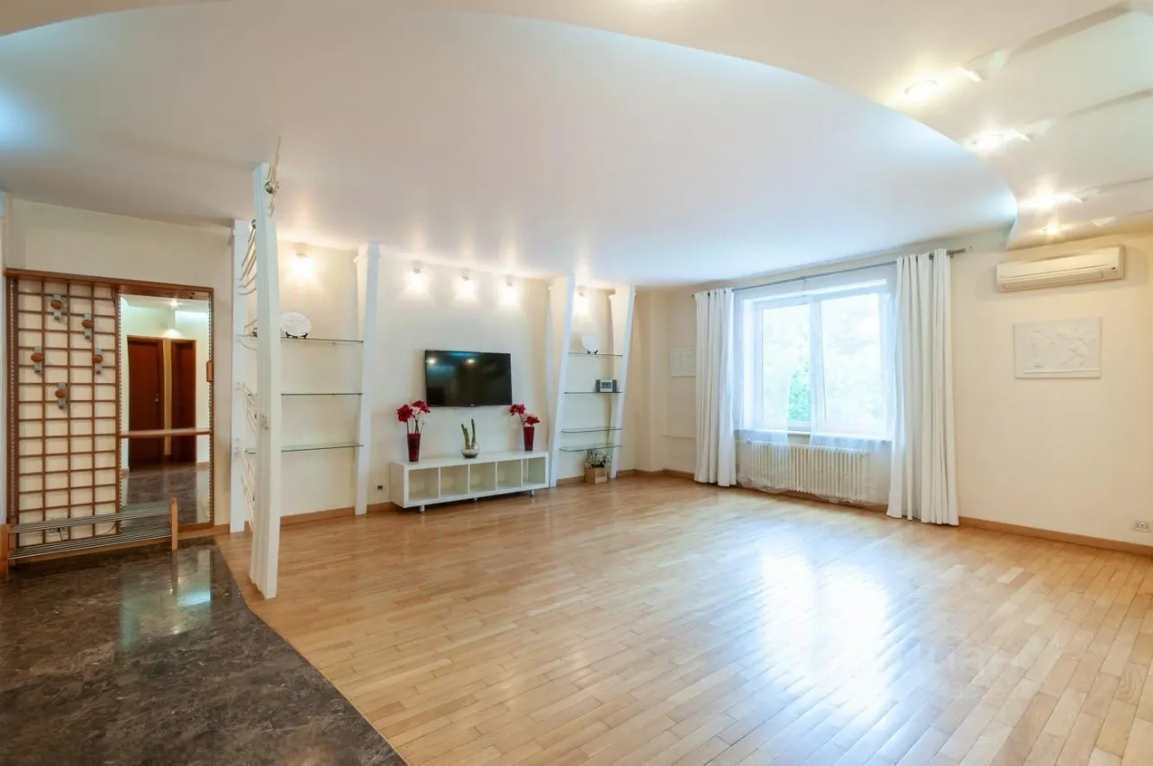 4-комн. квартира, 165,2 м², 3/16 этаж