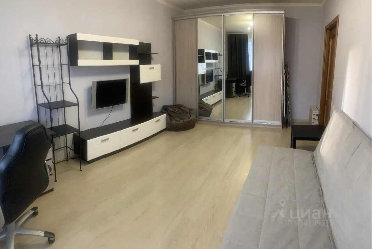 2-комн. квартира, 51 м², 16/17 этаж