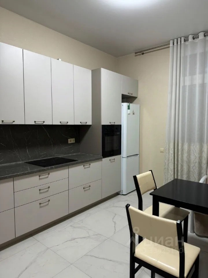 1-комн. квартира, 42 м², 3/17 этаж