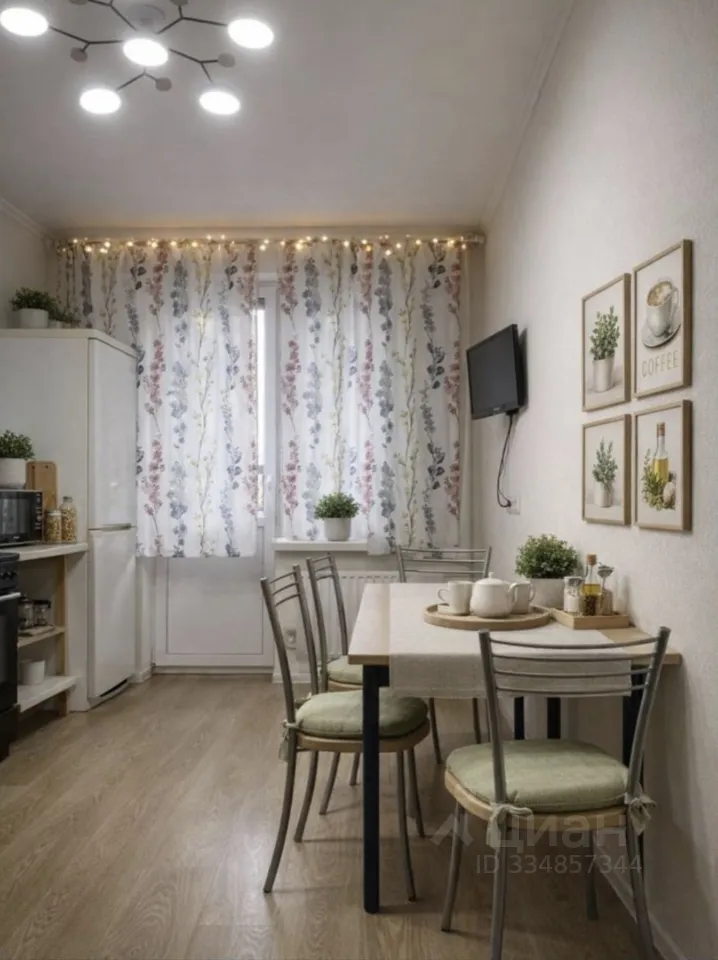 3-комн. квартира, 85 м², 21/25 этаж