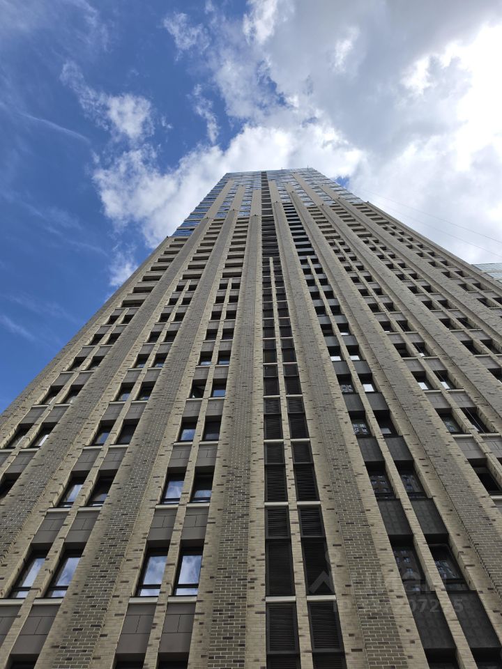 3-комн. квартира, 66 м², 41/44 этаж