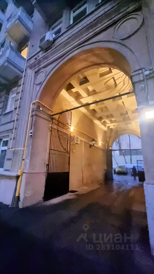 2-комн. квартира, 56 м², 3/9 этаж