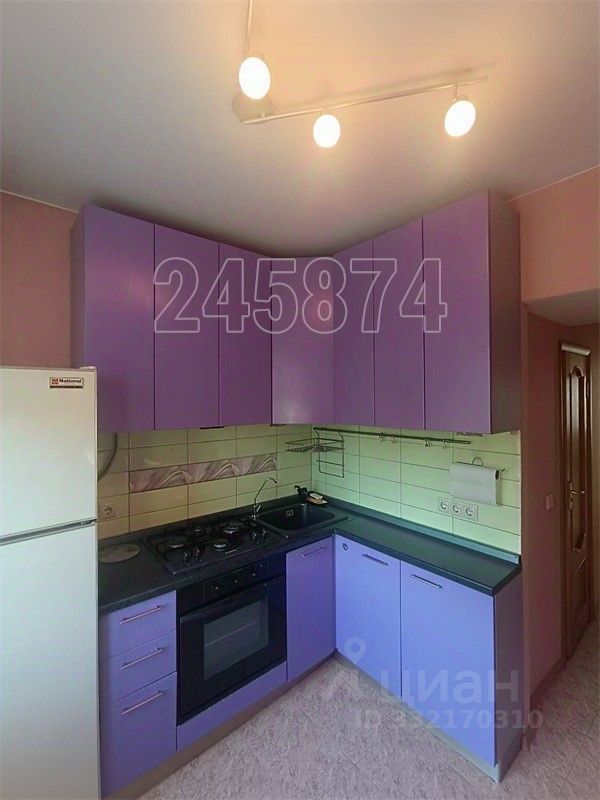 2-комн. квартира, 45 м², 4/8 этаж
