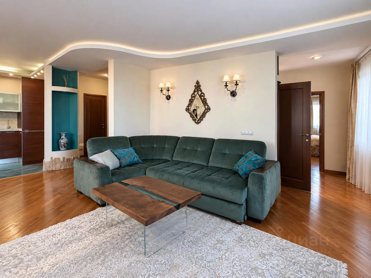 2-комн. квартира, 84,1 м², 14/18 этаж