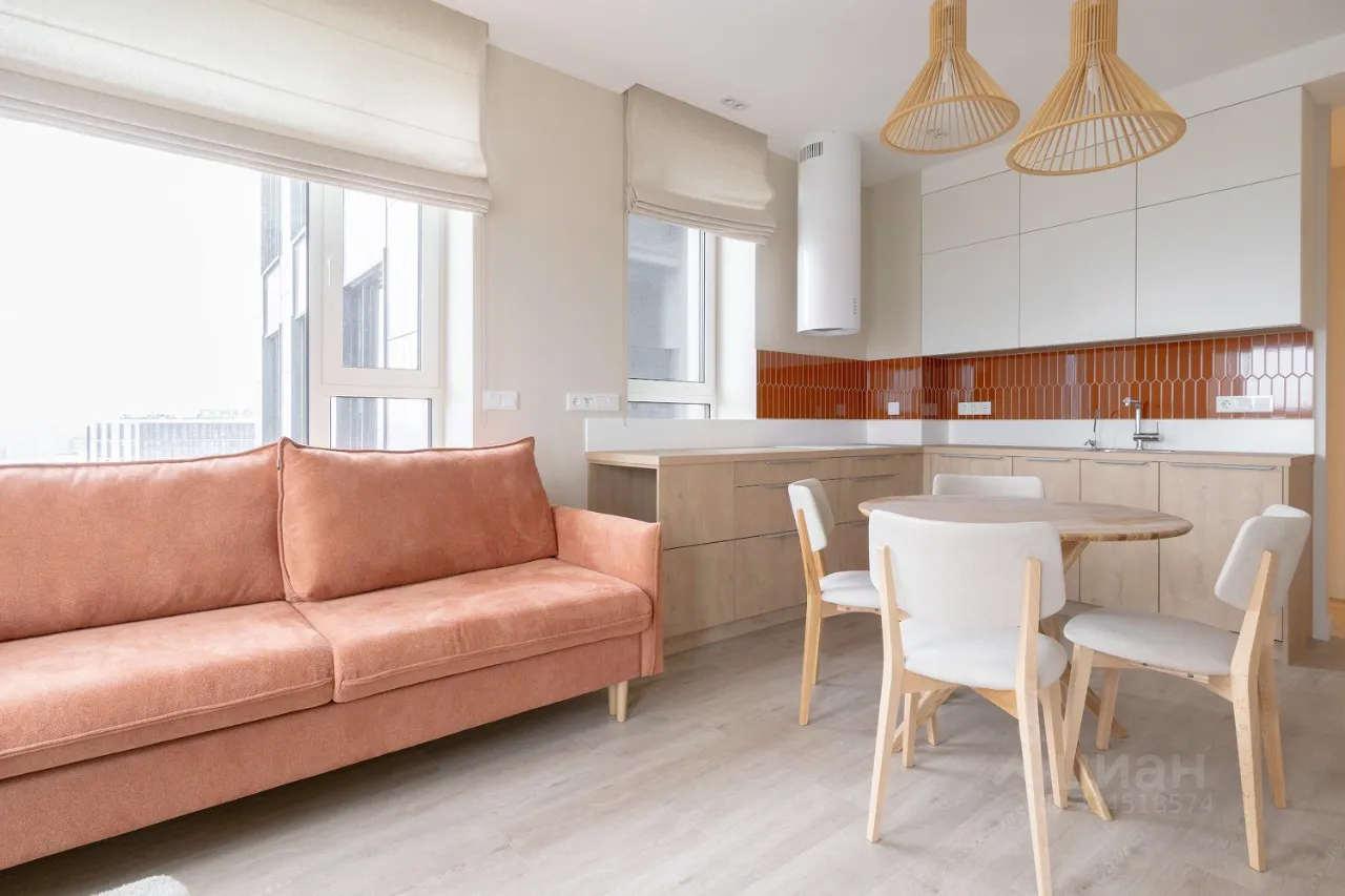 2-комн. квартира, 56 м², 30/49 этаж