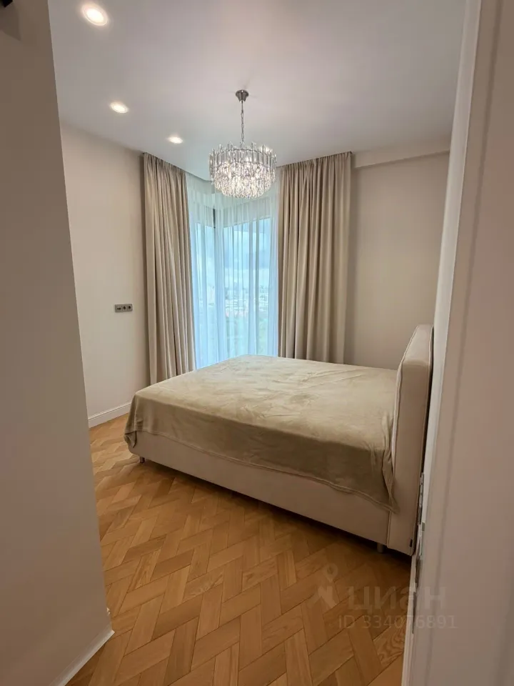 3-комн. квартира, 70 м², 22/42 этаж