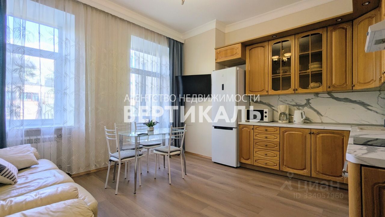 2-комн. квартира, 68 м², 3/8 этаж
