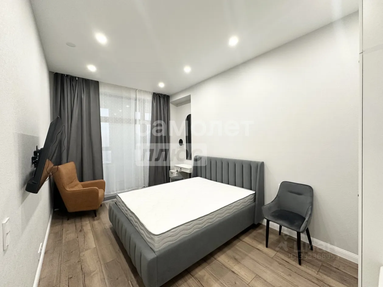 1-комн. квартира, 38 м², 19/28 этаж