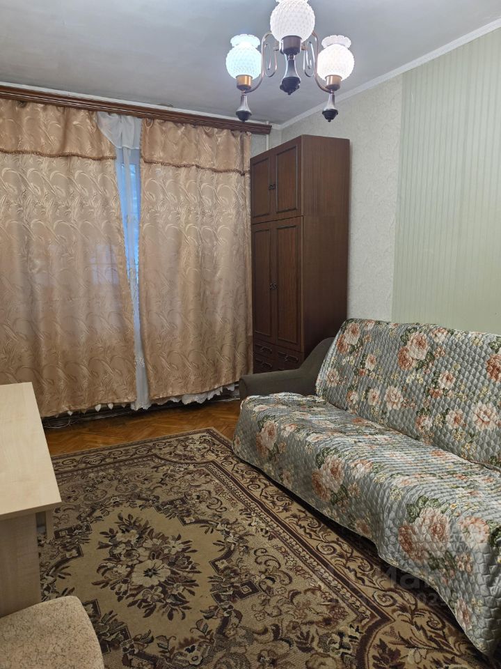 2-комн. квартира, 48 м², 1/4 этаж