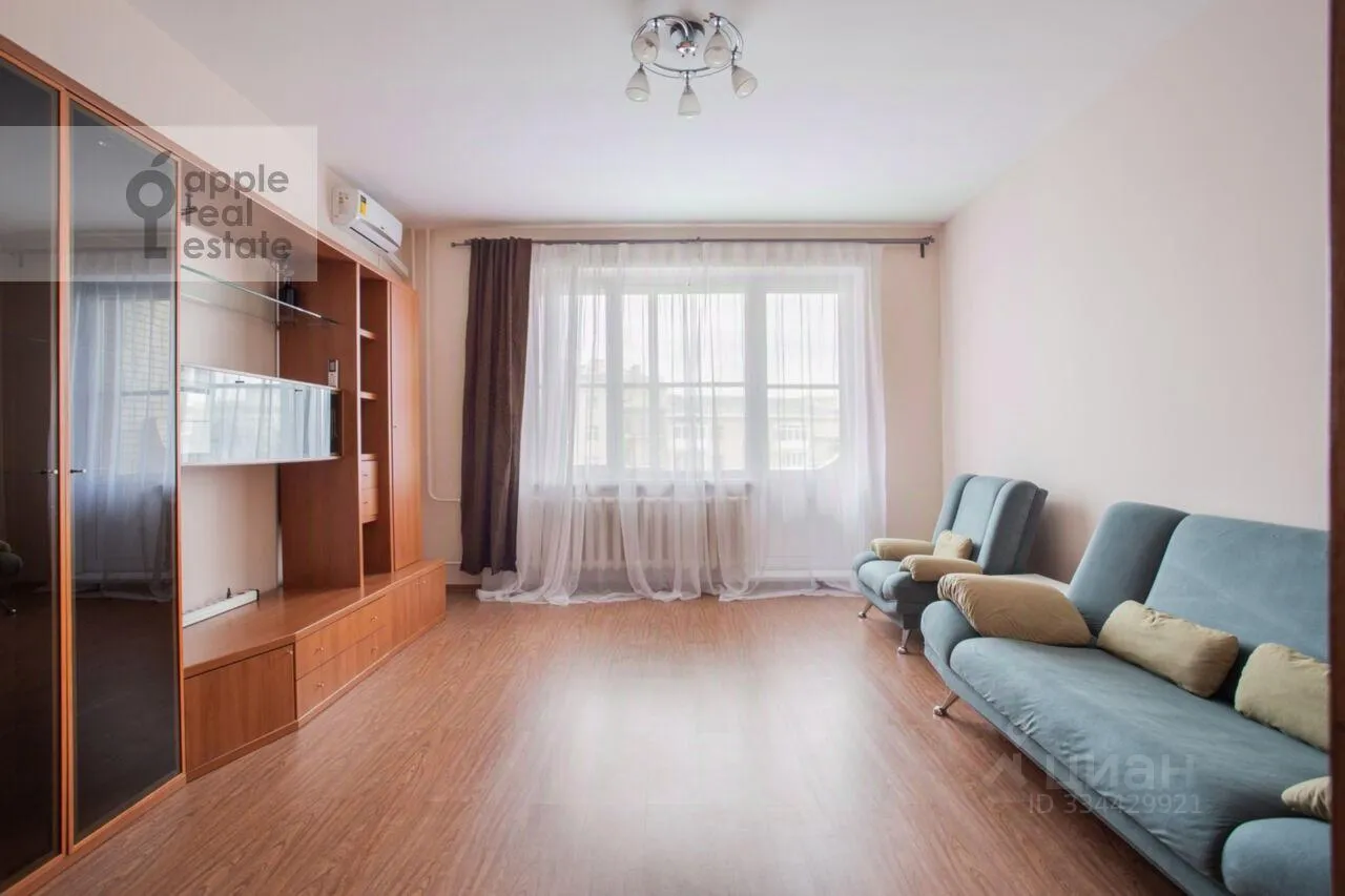 2-комн. квартира, 74 м², 4/10 этаж