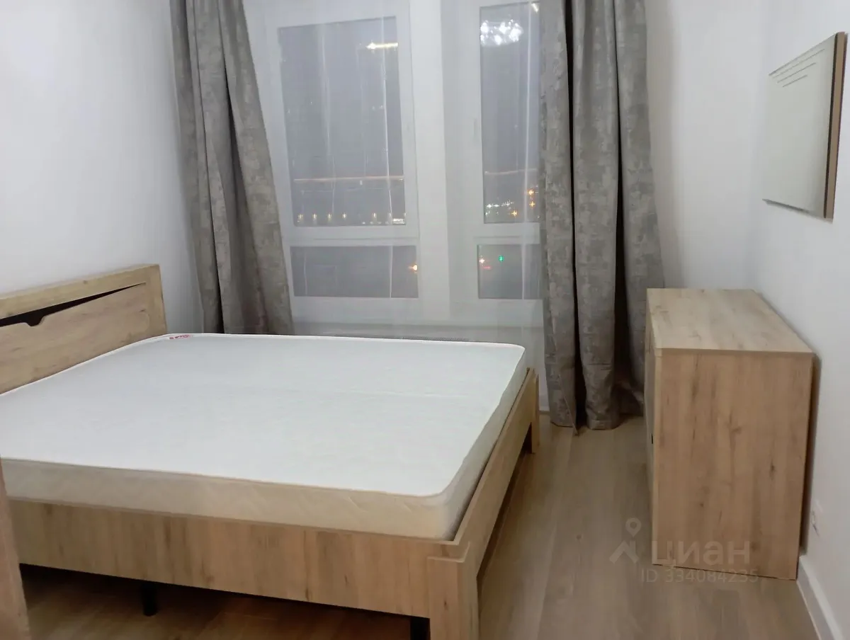 2-комн. квартира, 40 м², 8/33 этаж
