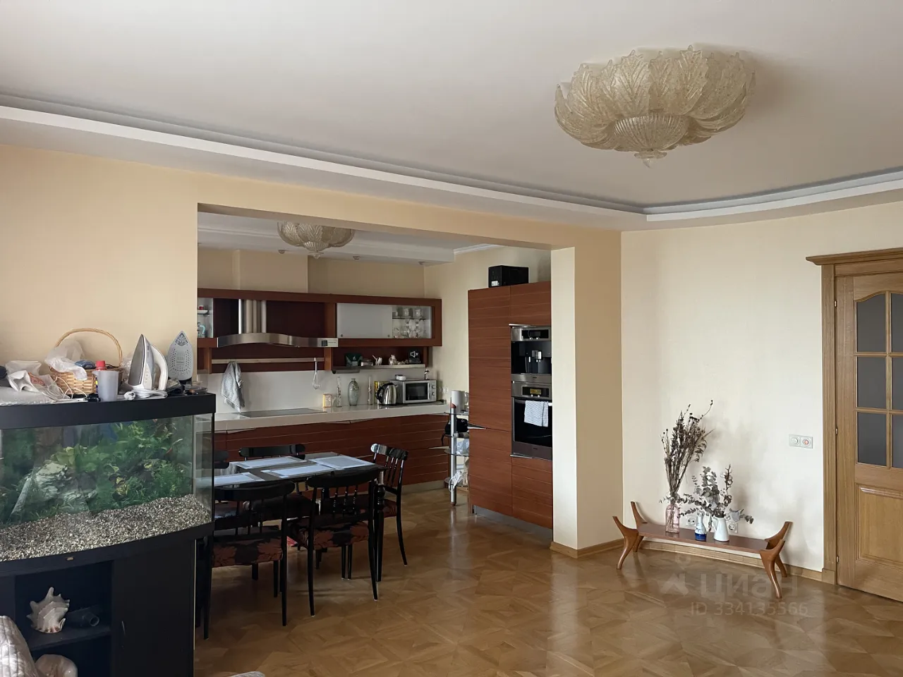 3-комн. квартира, 103 м², 3/15 этаж