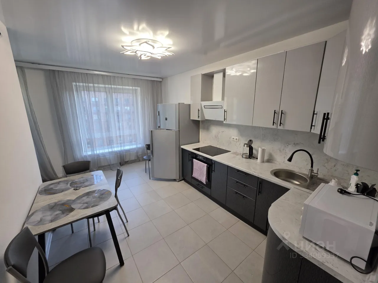 3-комн. квартира, 83,5 м², 15/17 этаж