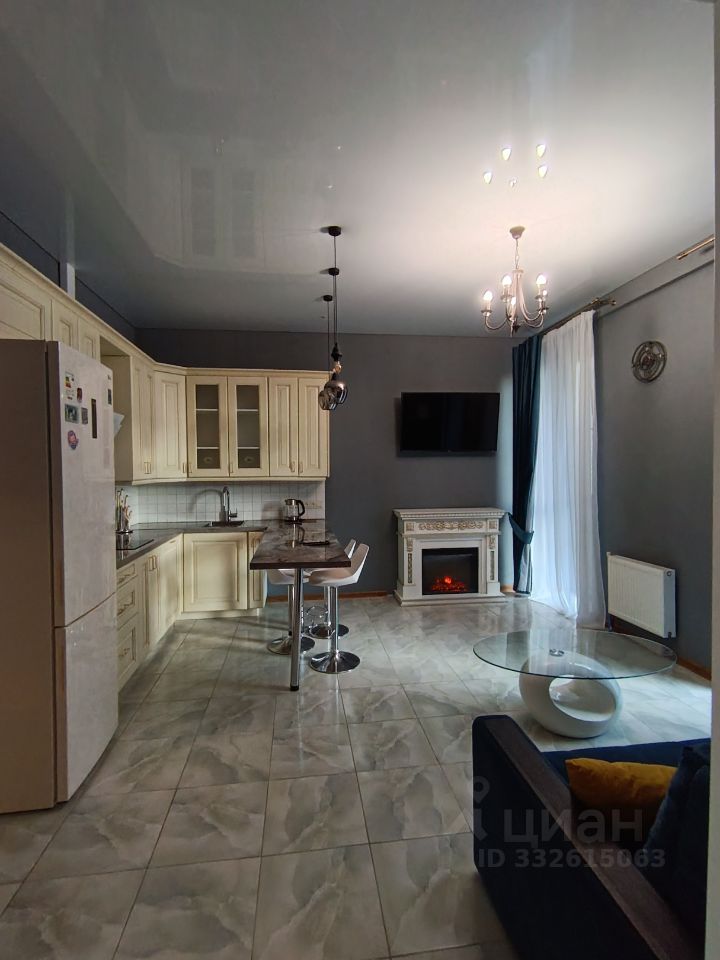 2-комн. квартира, 60 м², 2/3 этаж