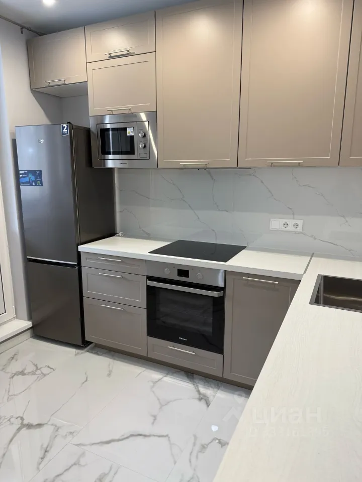 2-комн. квартира, 56,3 м², 8/24 этаж