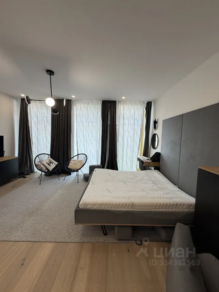 Студия, 38 м², 4/10 этаж