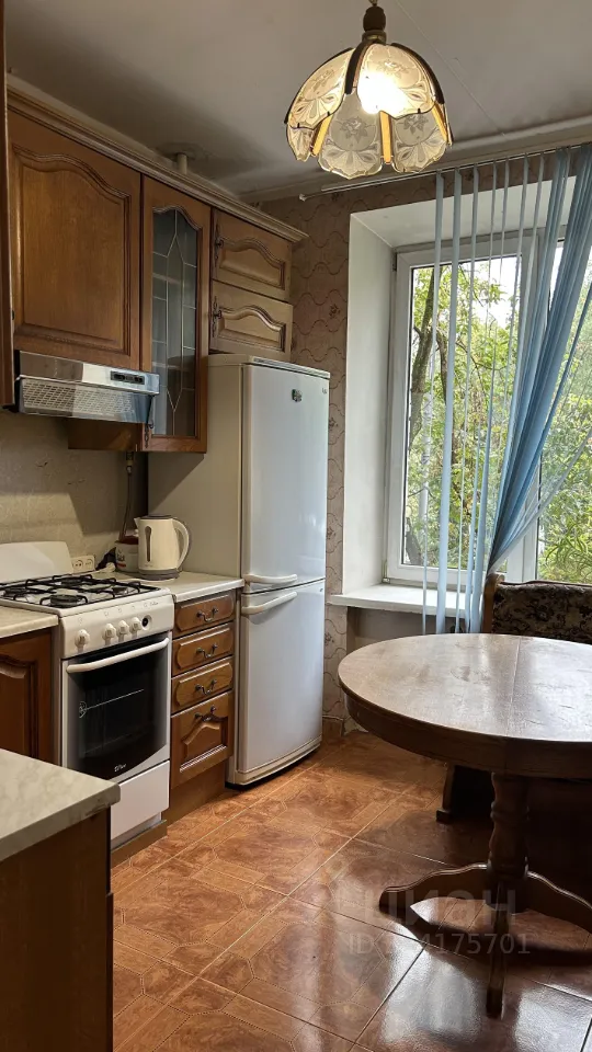 3-комн. квартира, 80 м², 2/9 этаж