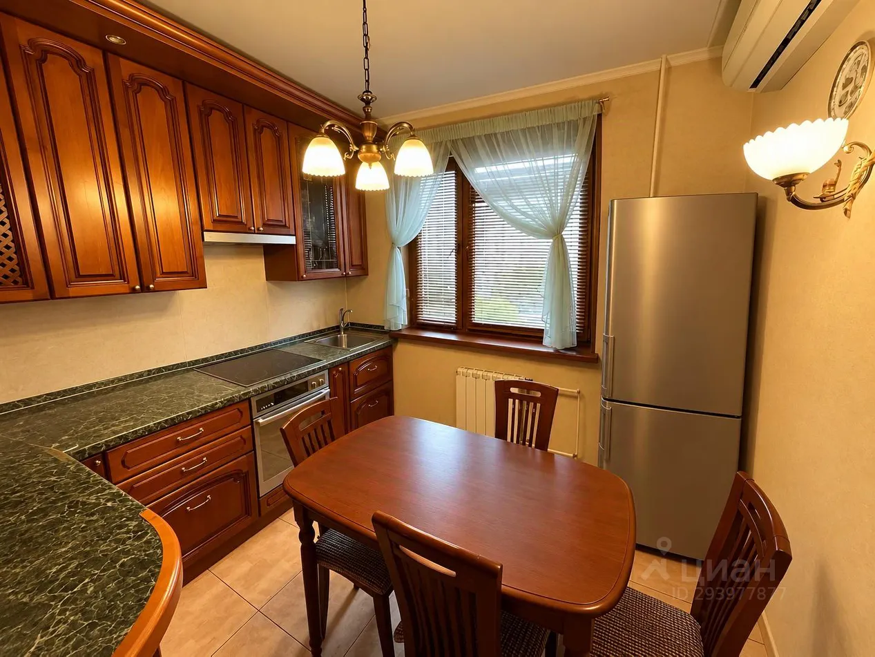 2-комн. квартира, 53 м², 8/17 этаж