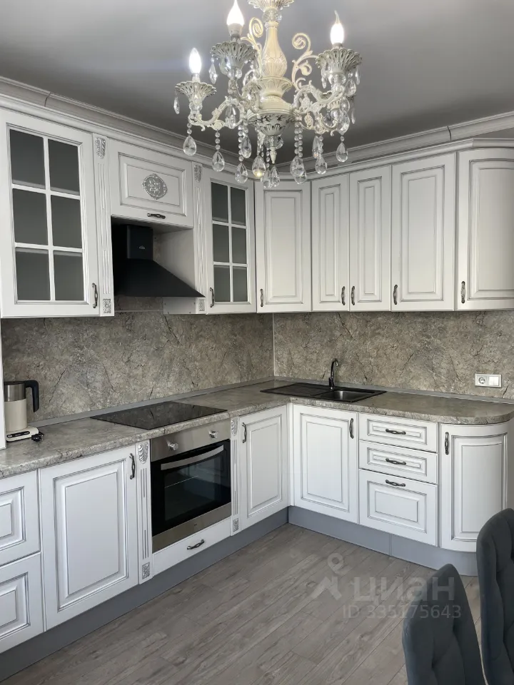 2-комн. квартира, 63 м², 8/19 этаж