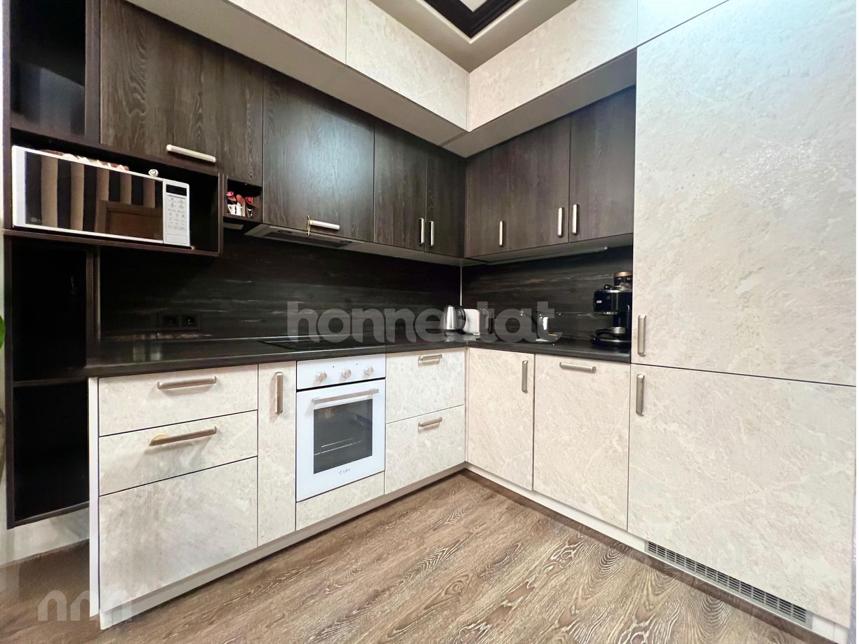 1-комн. квартира, 42,6 м², 29/37 этаж