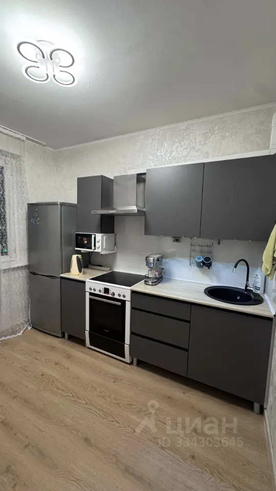 2-комн. квартира, 54 м², 9/17 этаж