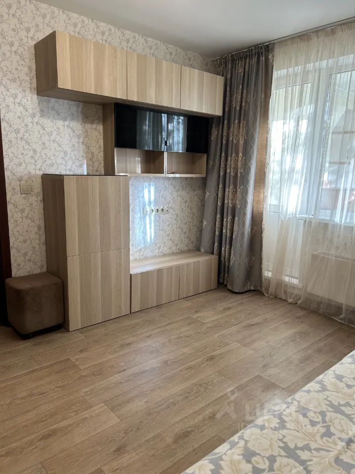 1-комн. квартира, 38 м², 3/12 этаж