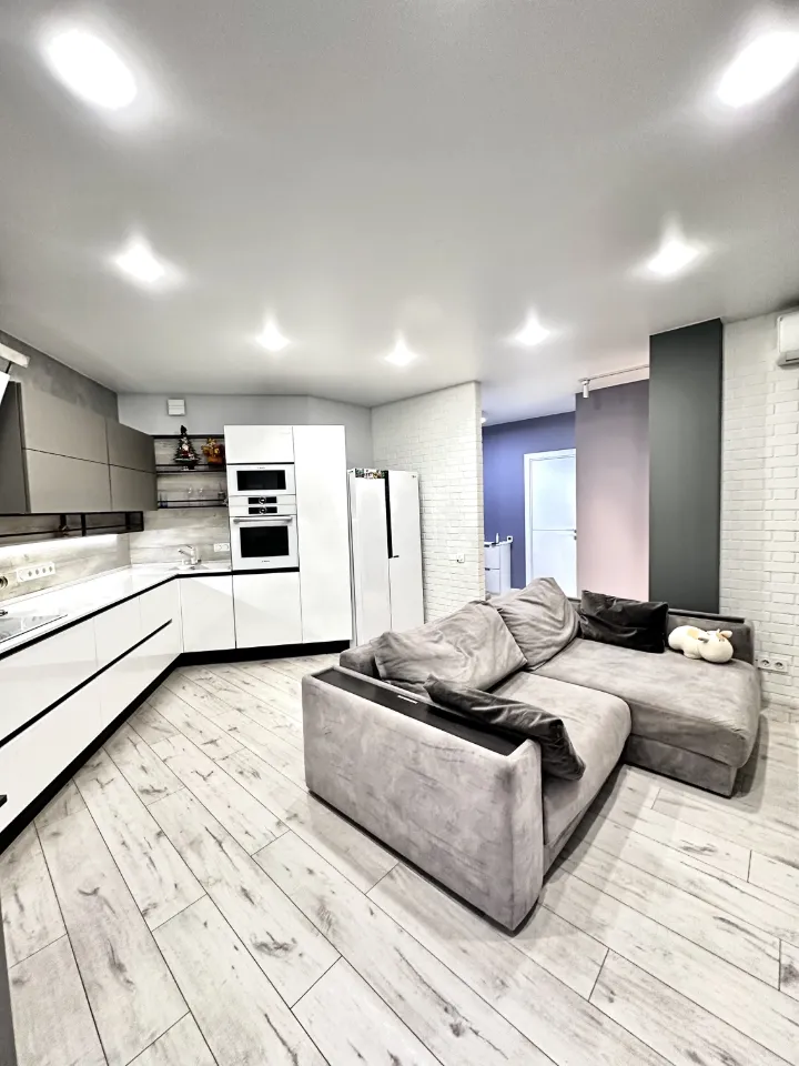 3-комн. квартира, 80,11 м², 17/20 этаж