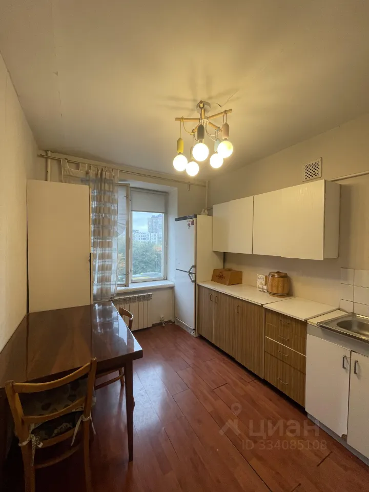 2-комн. квартира, 58 м², 6/8 этаж