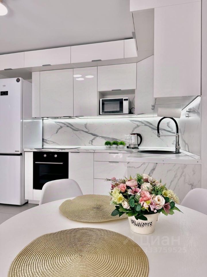 2-комн. квартира, 44 м², 22/33 этаж