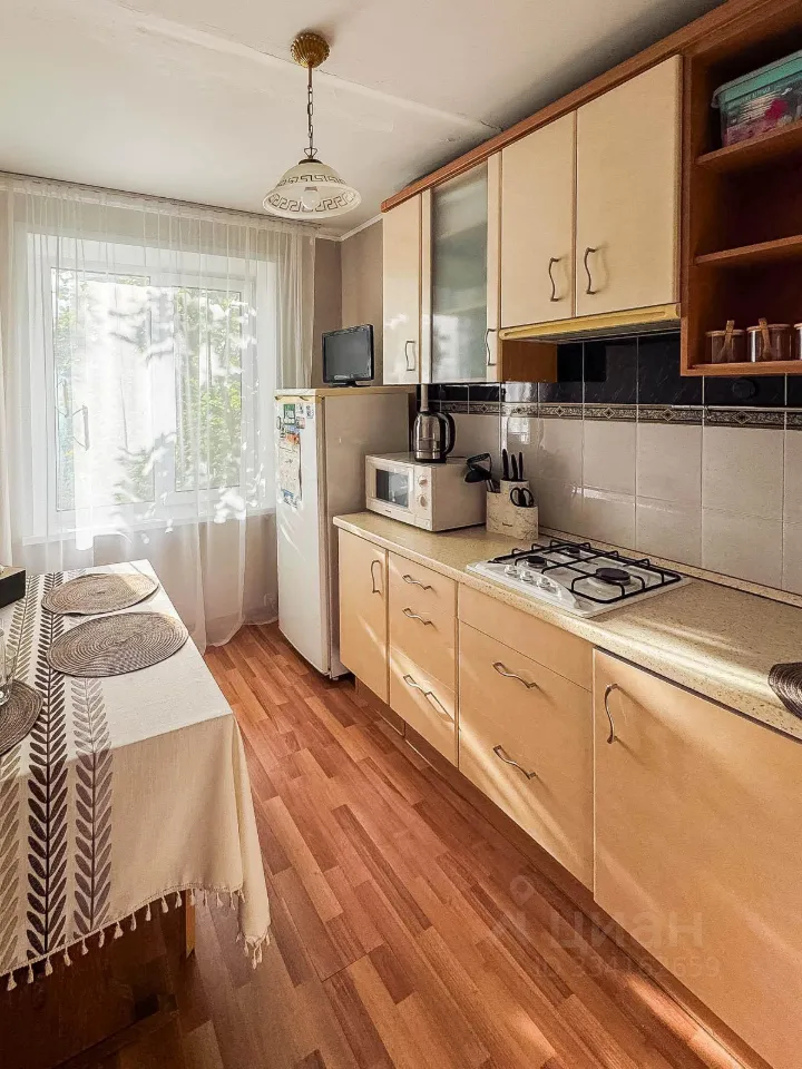 2-комн. квартира, 40 м², 3/9 этаж