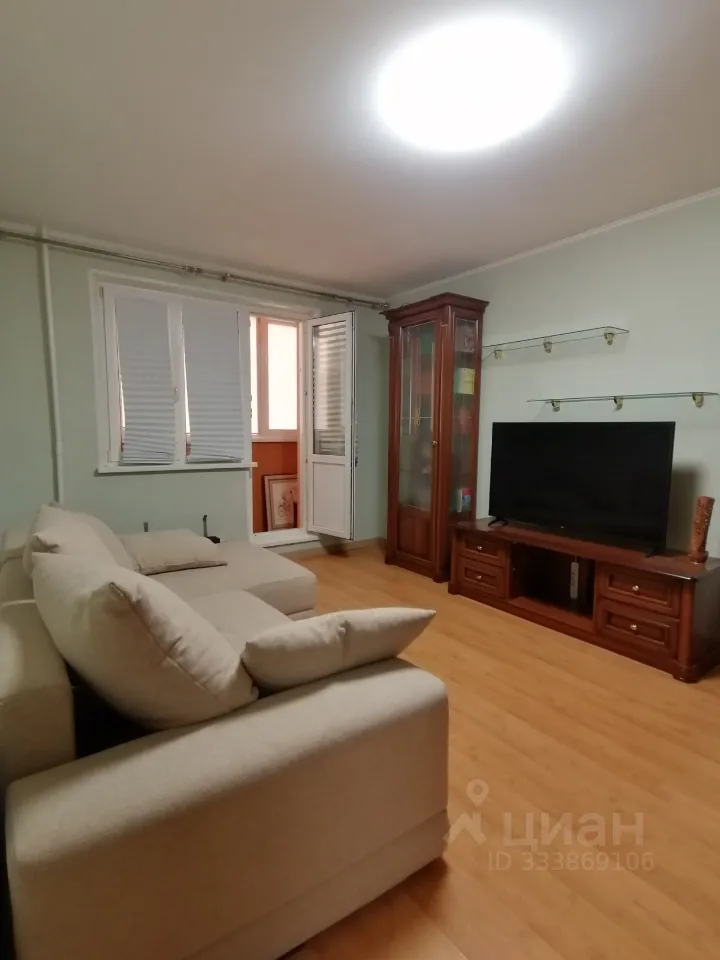2-комн. квартира, 51 м², 12/14 этаж