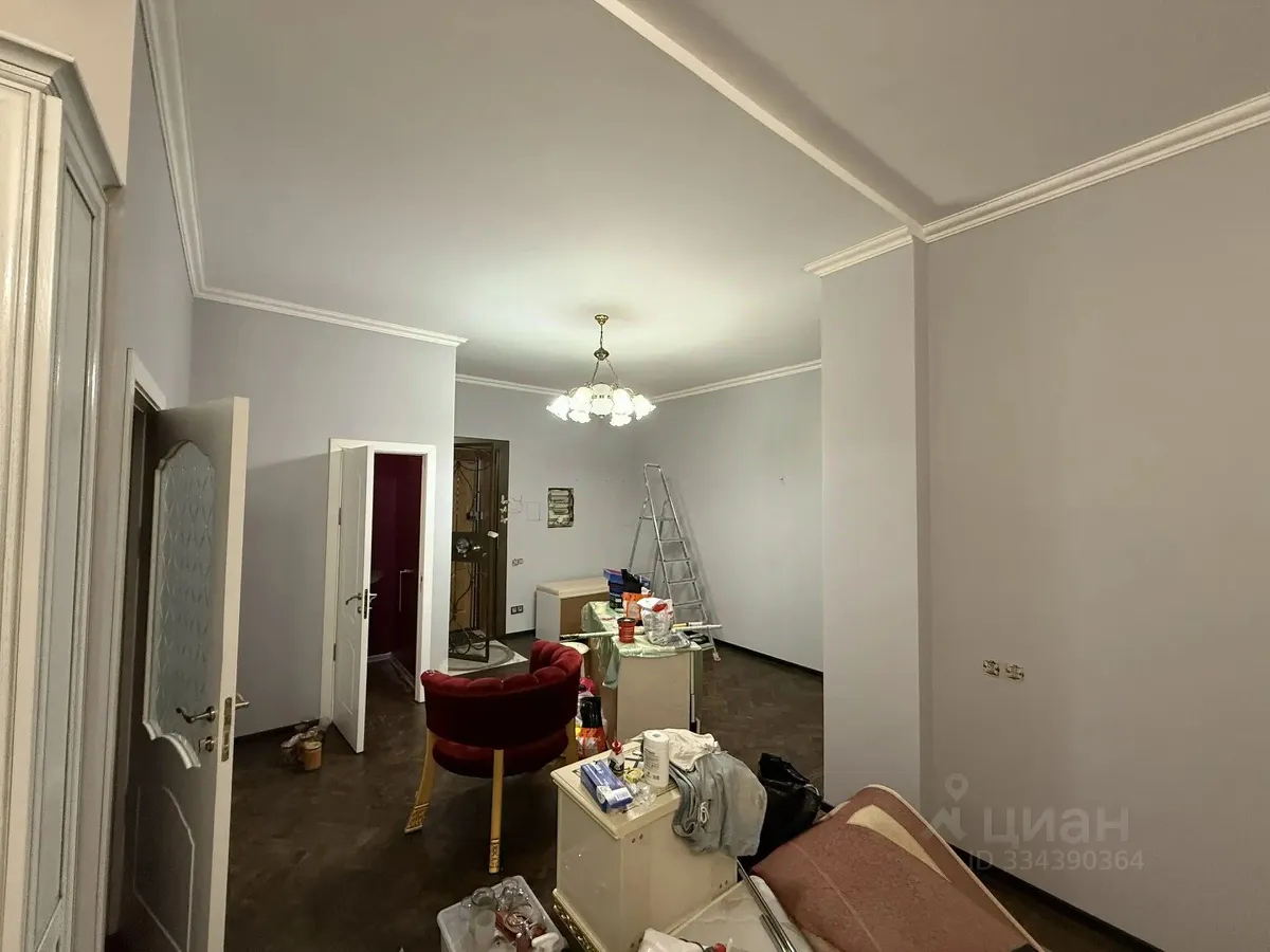 3-комн. квартира, 92 м², 1/6 этаж